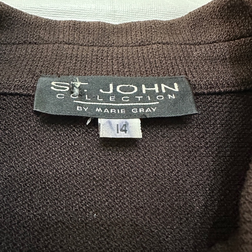 St. John Collection Brown Knit Suit Set Sz 14/12 Gold Buttons Mended Flaws Vtg - Picture 4 of 16